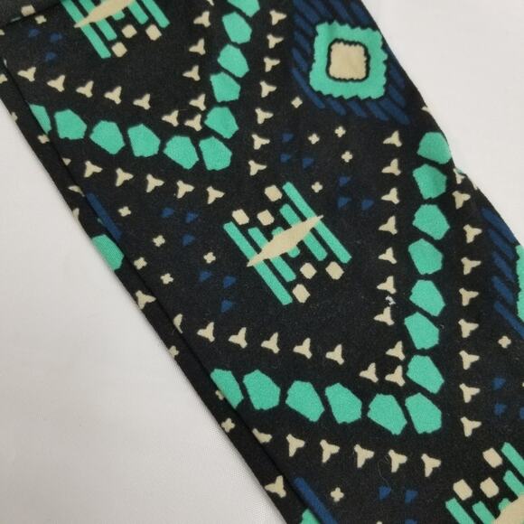 Rue21 Women's Leggings Aztec Southwest Rustic Boho Black Green Medium - Picture 2 of 7